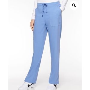 Essence Aura Naturale Yoga Pant Scrubs